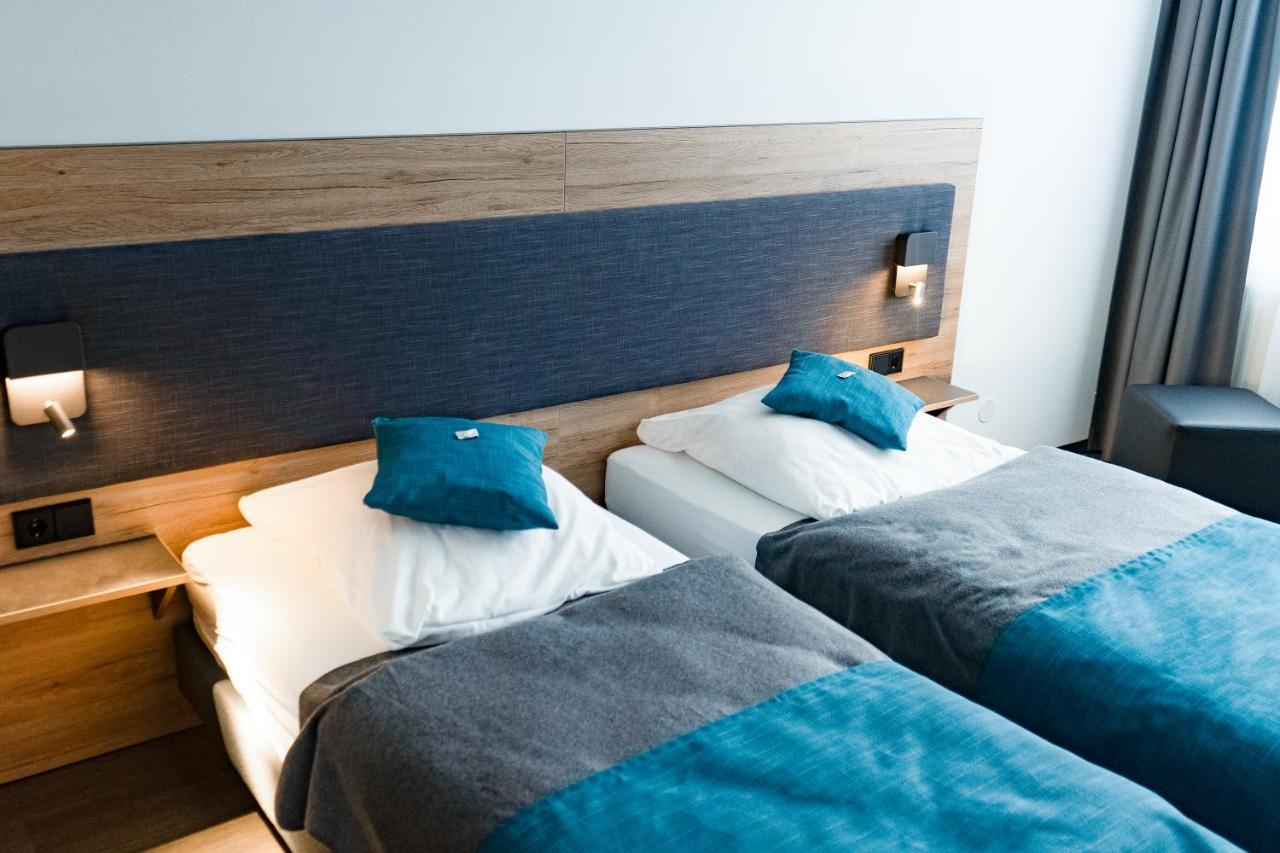 Hotel Am Park Reichenbach im Vogtland Bagian luar foto